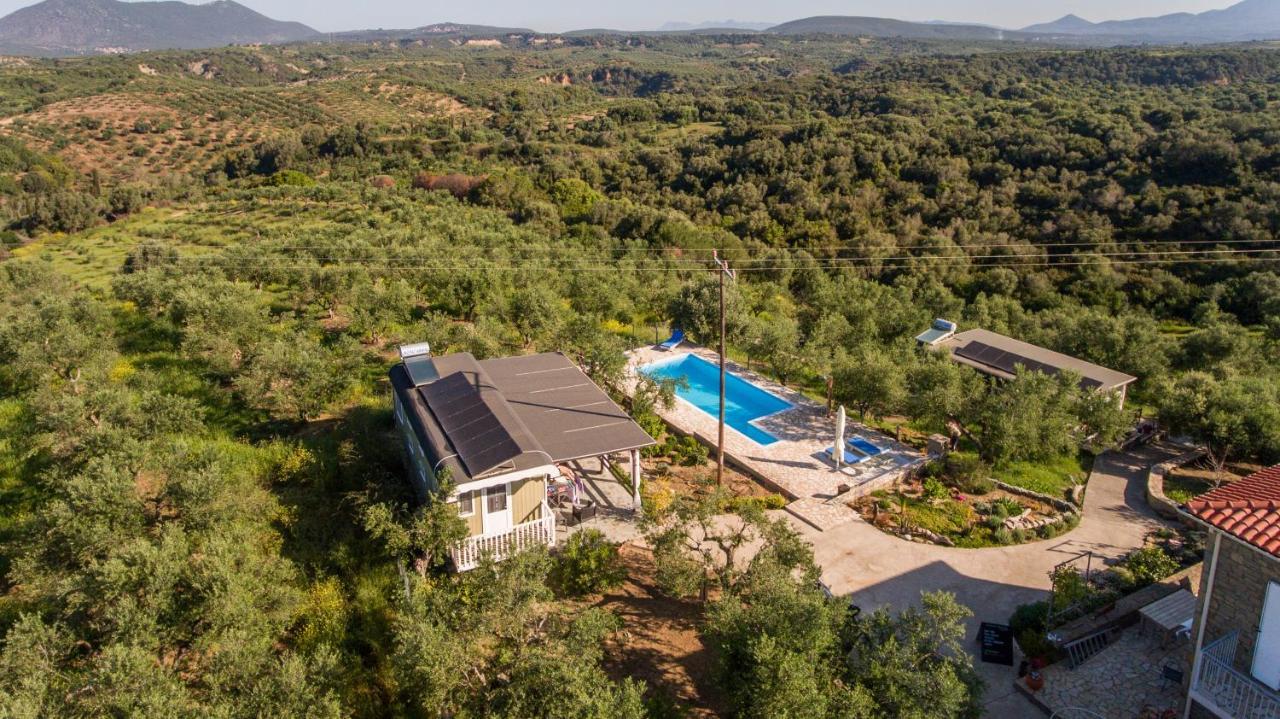 Hakuna Matata Holidays Wooden Lodge With Airco & Pool In Greek Olive Grove Methoni  Exterior photo