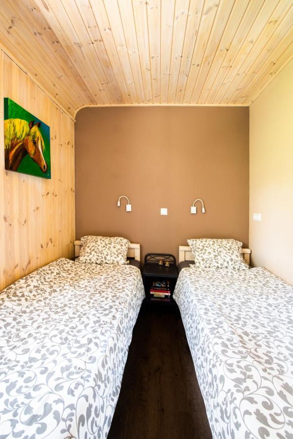 Hakuna Matata Holidays Wooden Lodge With Airco & Pool In Greek Olive Grove Methoni  Exterior photo